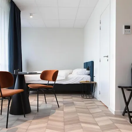 Roxi The Urban Hotel 3*